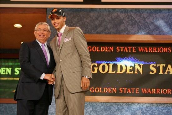 英才盖世，揭秘生肖中的非凡之选