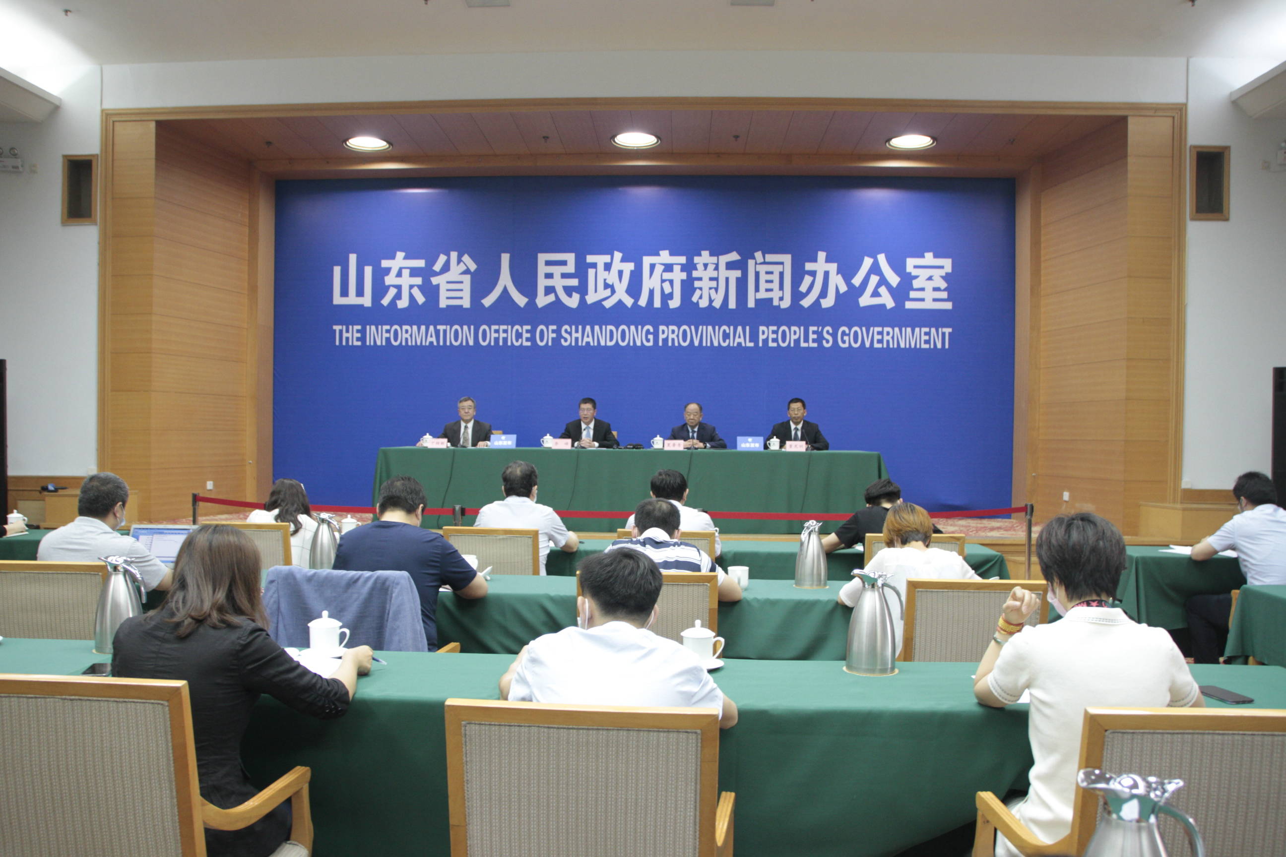 鸡属于什么动物:权威揭晓落实