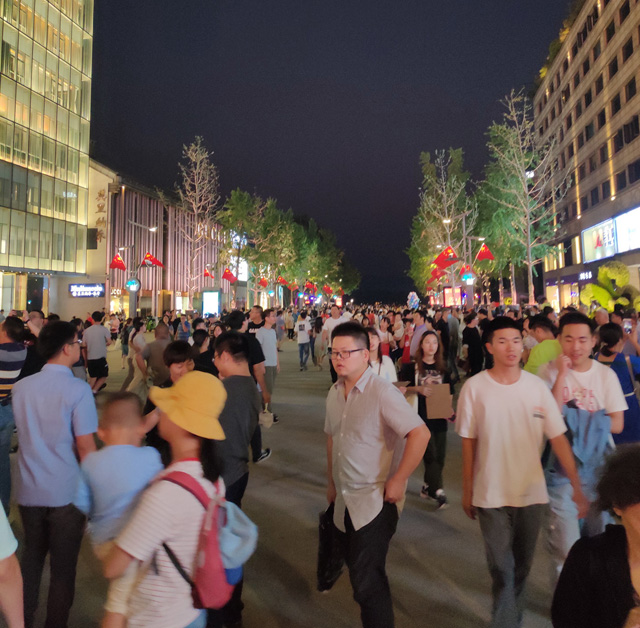 谜语探秘，十六三日街上走，揭秘生肖之谜