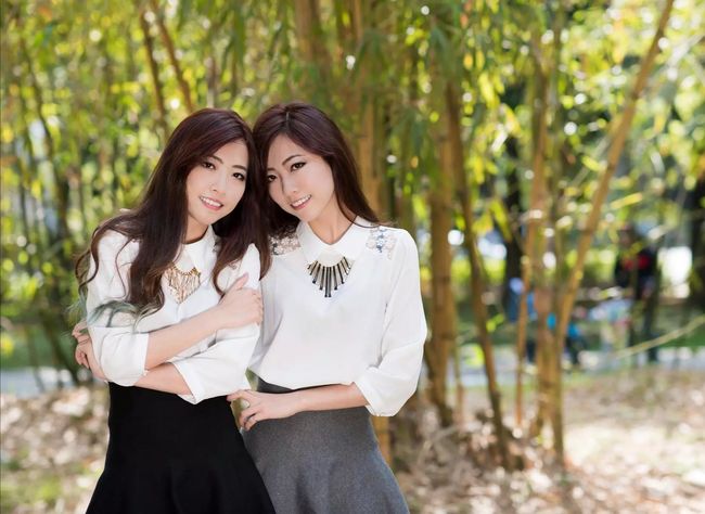 姐妹花，生肖之谜的全面揭晓与解释落实