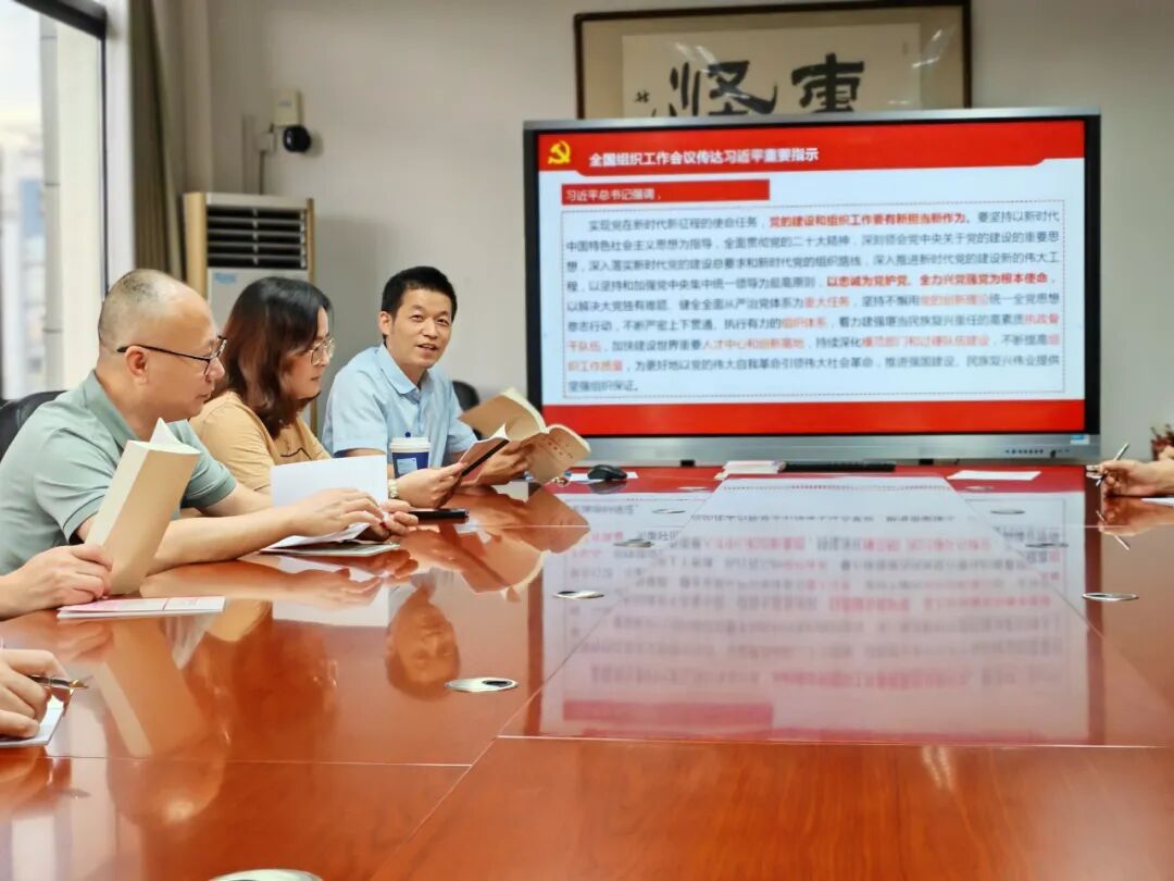 救命稻草与生肖之谜，惠泽解释的深度落实