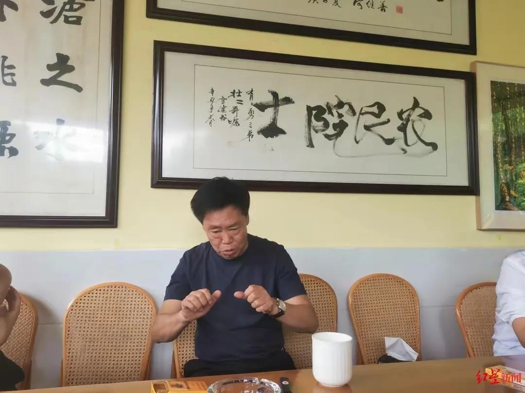 最新解释揭秘，红口白牙背后的动物谜题