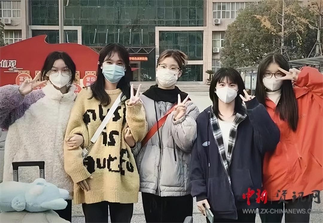 探秘两眼墨黑之谜，揭秘生肖背后的智慧与寓意