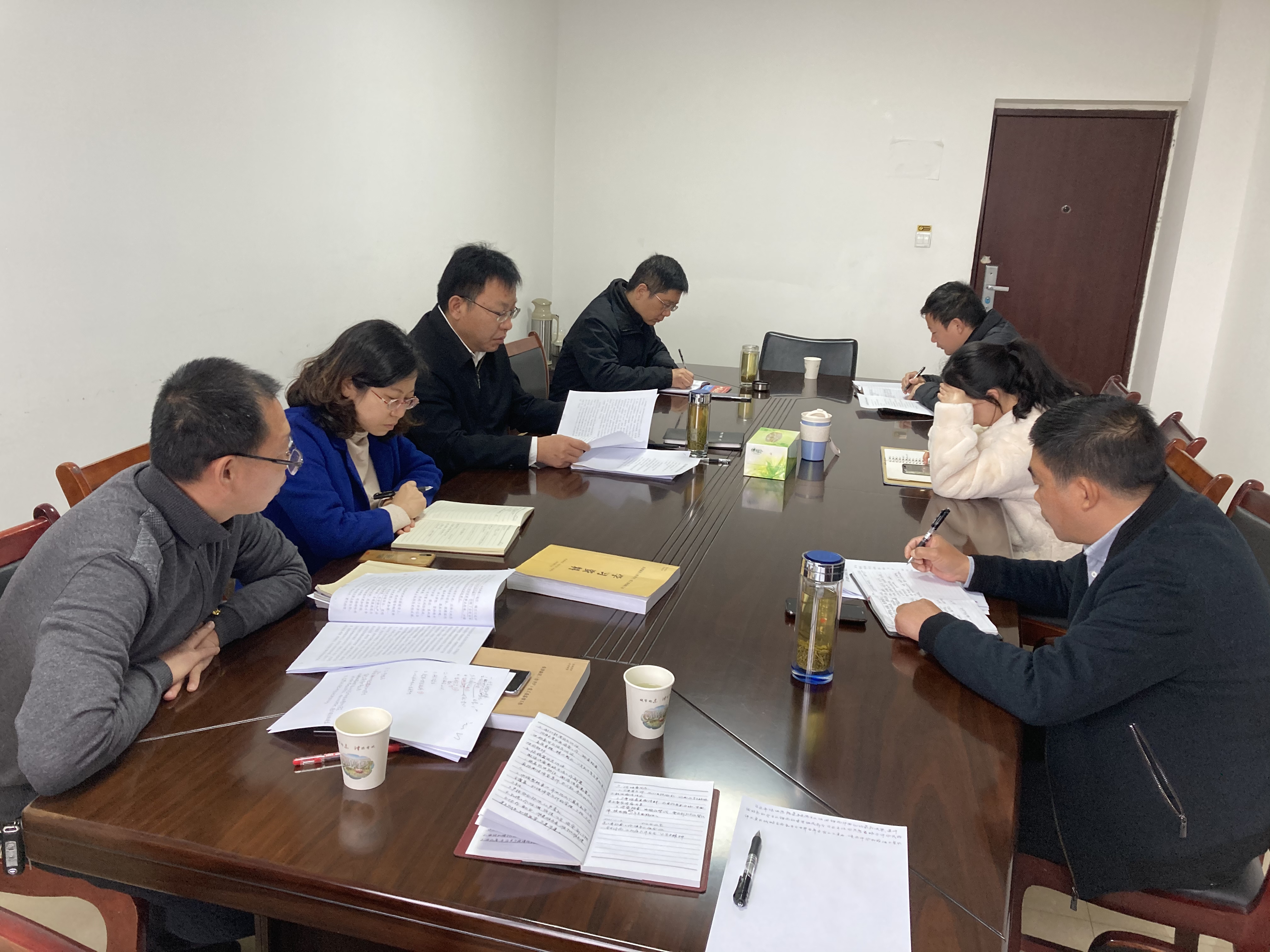 嵬然不动打一最佳动物、探讨解释落实