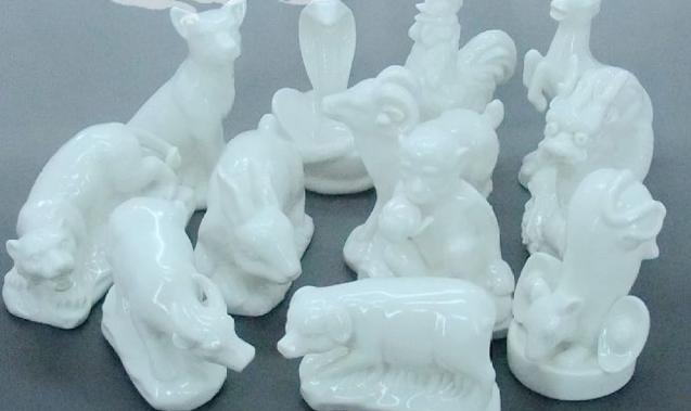 草长莺飞,探索最佳观赏动物与精选解释落实 草长莺飞,探索最佳观赏动物与精选解释落实