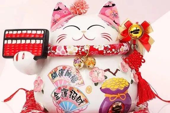 雨打灯笼是什么生肖、能人解释落实