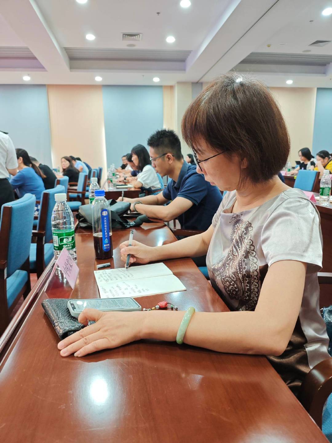 情不自禁打一个生肖、精彩作答落实解释 情不自禁打一个生肖、精彩作答落实解释