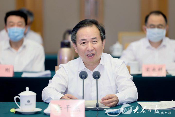 吊儿郎当的猫趣,从佩服到行动的落实 吊儿郎当的猫趣,从佩服到行动的落实