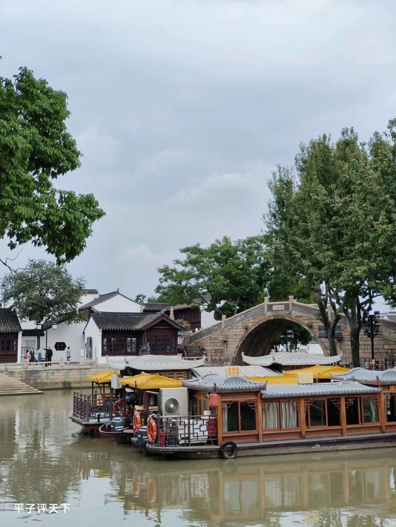 夜半钟声到，生肖揭晓时，精准解析三更半夜的生肖之谜