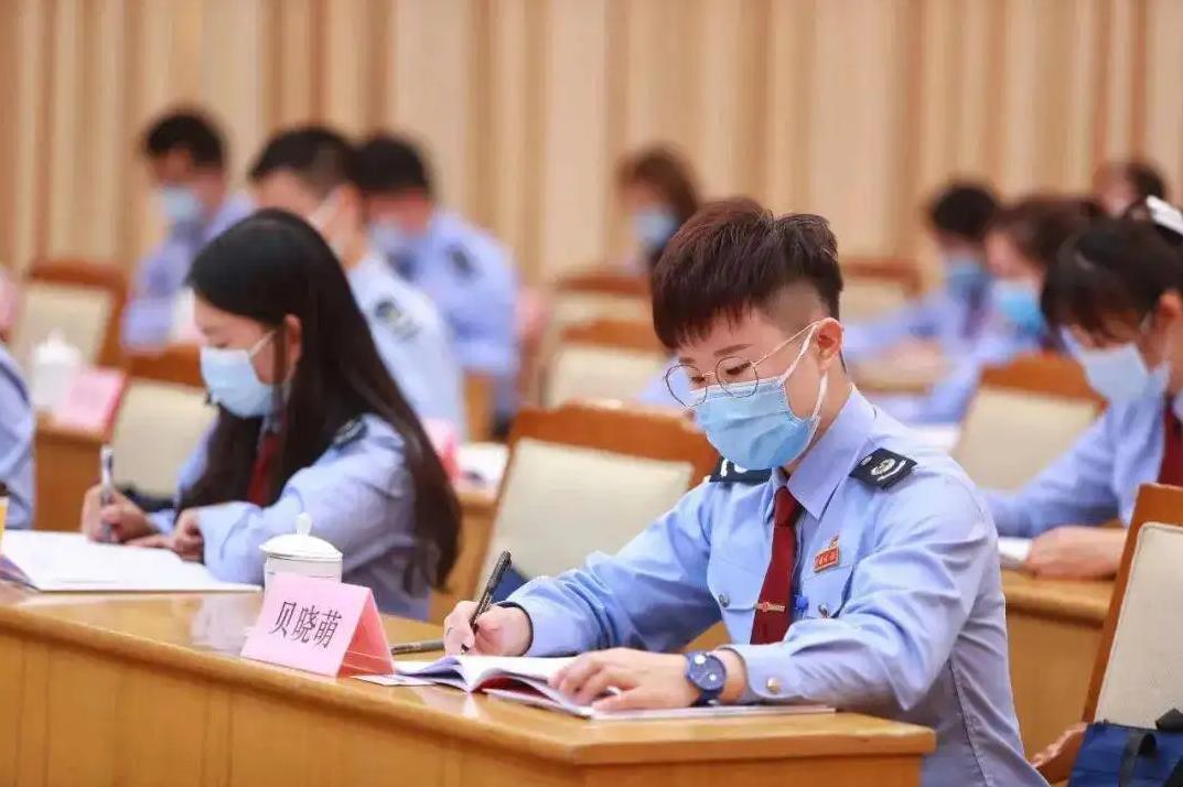 首当其冲在前面代表什么生肖、选择解释落实