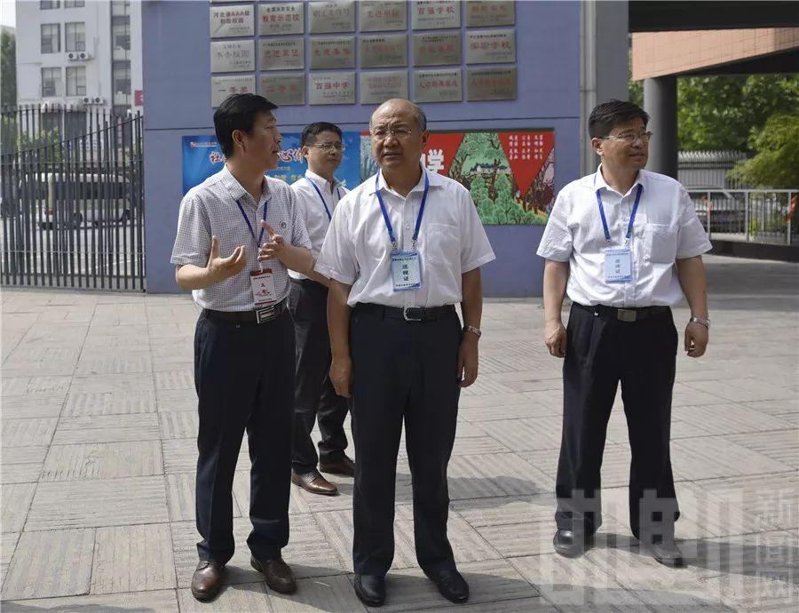 欺上压下打一个生肖:详细解释落实