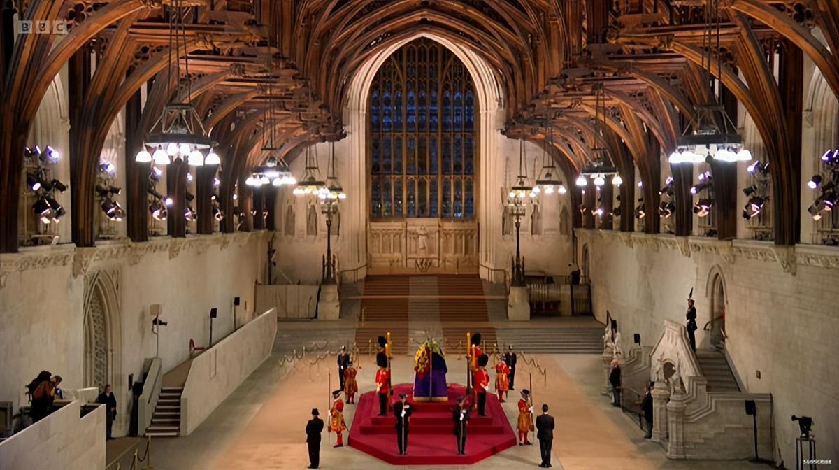 一朝一夕话生肖，探寻那瞬息万变中的永恒